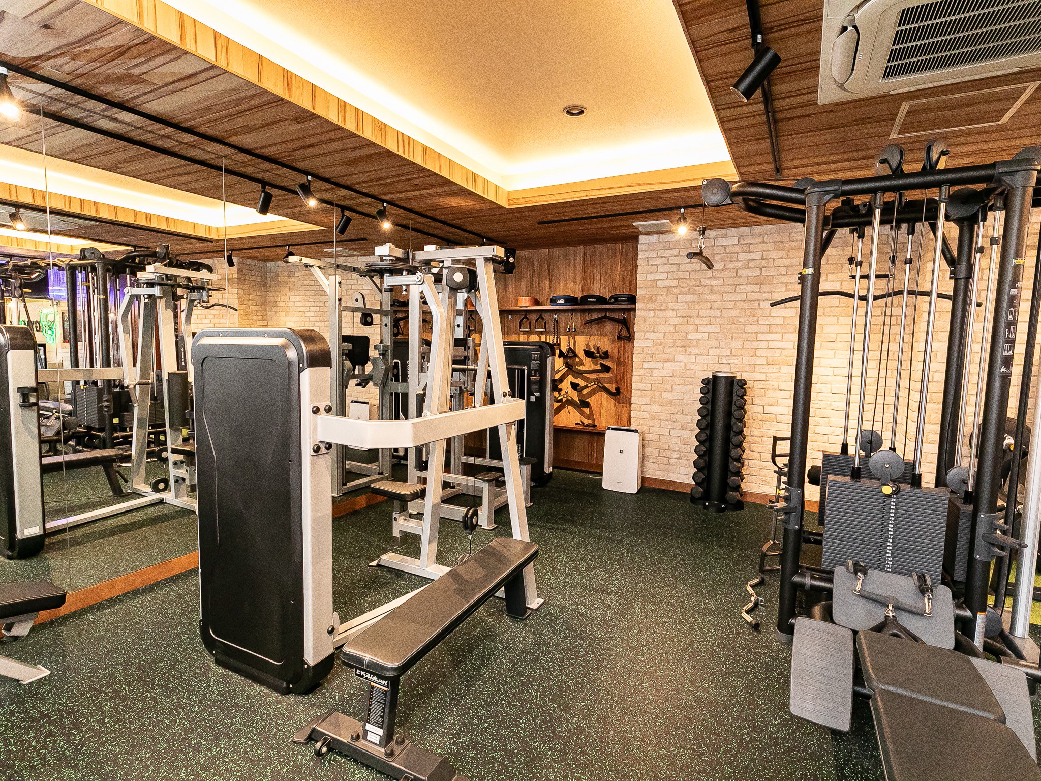 トレーニング設備